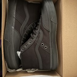 VANS SHOES
