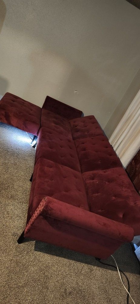 Beautiful Sofa Rug Leds Lamp And Delivery Only $599.99