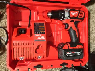 Milwaukee new M18 Drill Kit with Thick Battery & Charger! ALL for 75 tomorrow (Sat)💥💥👍🏽. Watch for tons of Milwaukee Tool Deals going up tonight!