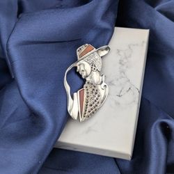 925 Sterling Silver Carnelian Marcasite Vintage 2" Brooch A Lady Wearing a Fedora Wide Brim Hat