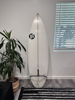 Bunker Short Surfboard