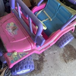 Old School Barbie Jeep 