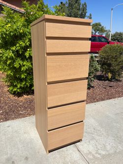 6 Drawer Modern Dresser Chest of Drawers Vanity Furniture Great Condition