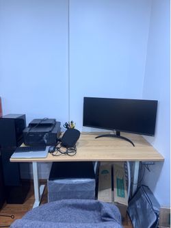 Standing desk