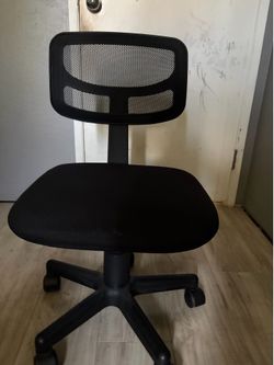 Black chair used for schoolwork, gaming, etc