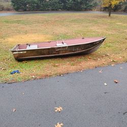 Smoker Craft Four By Twelve Boat