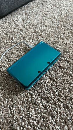 Nintendo 3DS with Pokémon Bank