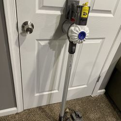 Dyson Vacuum 