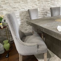 Set of 6 elegant tufted dining chairs in light grey