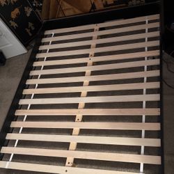 Platform Bed — Wood Frame | Black