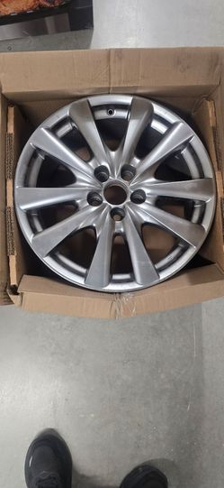 Lexus GS350 18inch rim