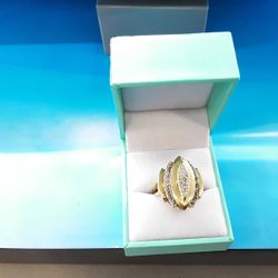 Women's Ring - Yellow Gold 14k (.585) 8.3 grams Size 10