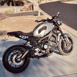 2016 Yamaha XSR900