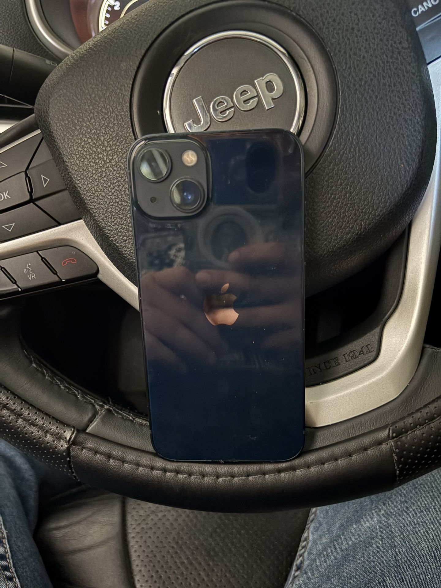 Vendo iPhone 13 Buenas Condiciones Desbloqueado