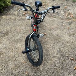 Mongoose Ravage BMX Bike