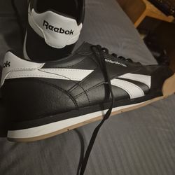 Brand new reebok sneakers men's 10.5