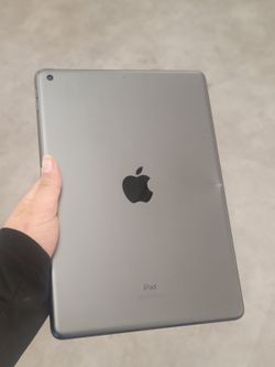 iPad 6th Gen 9.7" (WiFi) 32GB Good Space Gray