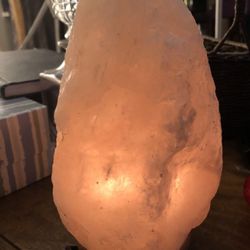 Himalayan Salt Crystal Lamp Therapeutic Air Purifier NIB