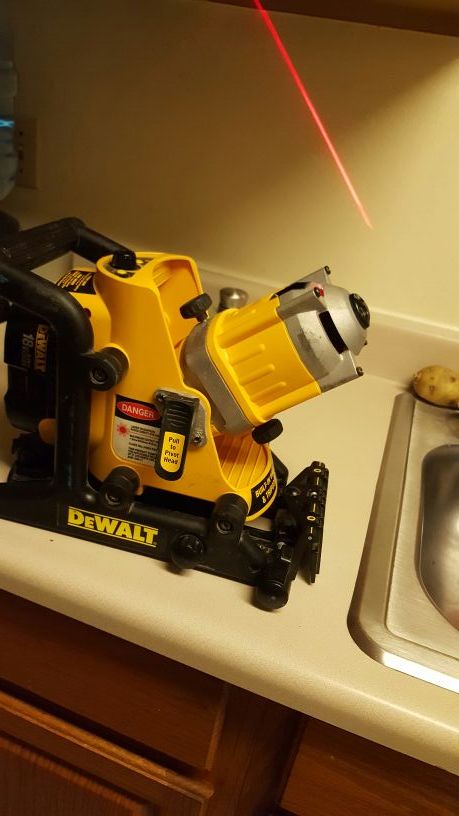DW0732 Digital Laser Detector and Detector Clamp DEWALT