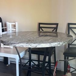 Dining Table 4 Chairs 