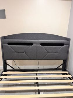 Bed frame queen size