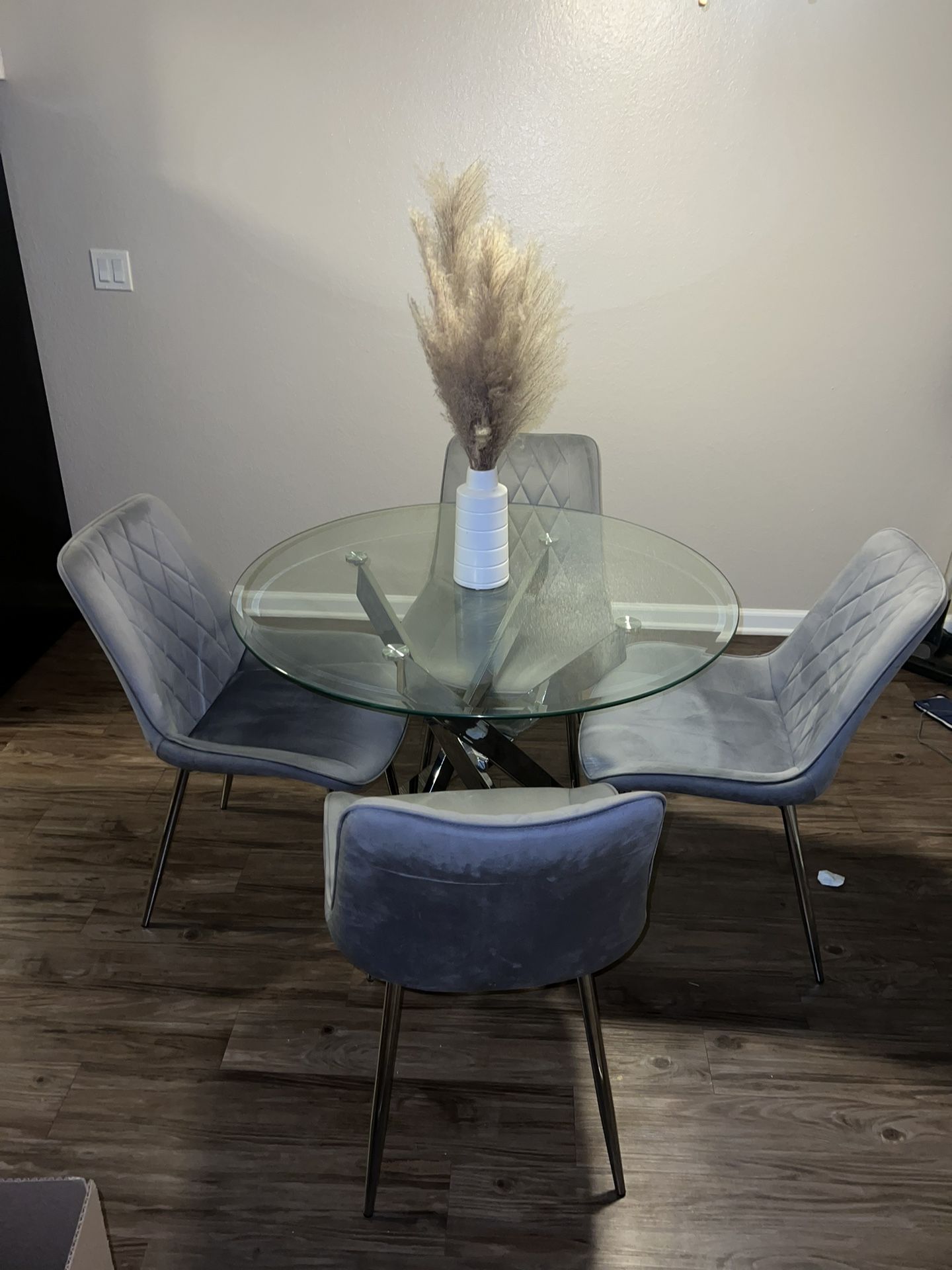 Glass Dinning Room Table