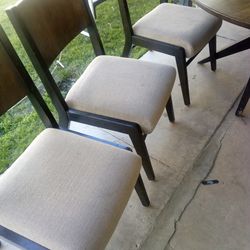 Nice table and 4 chairs