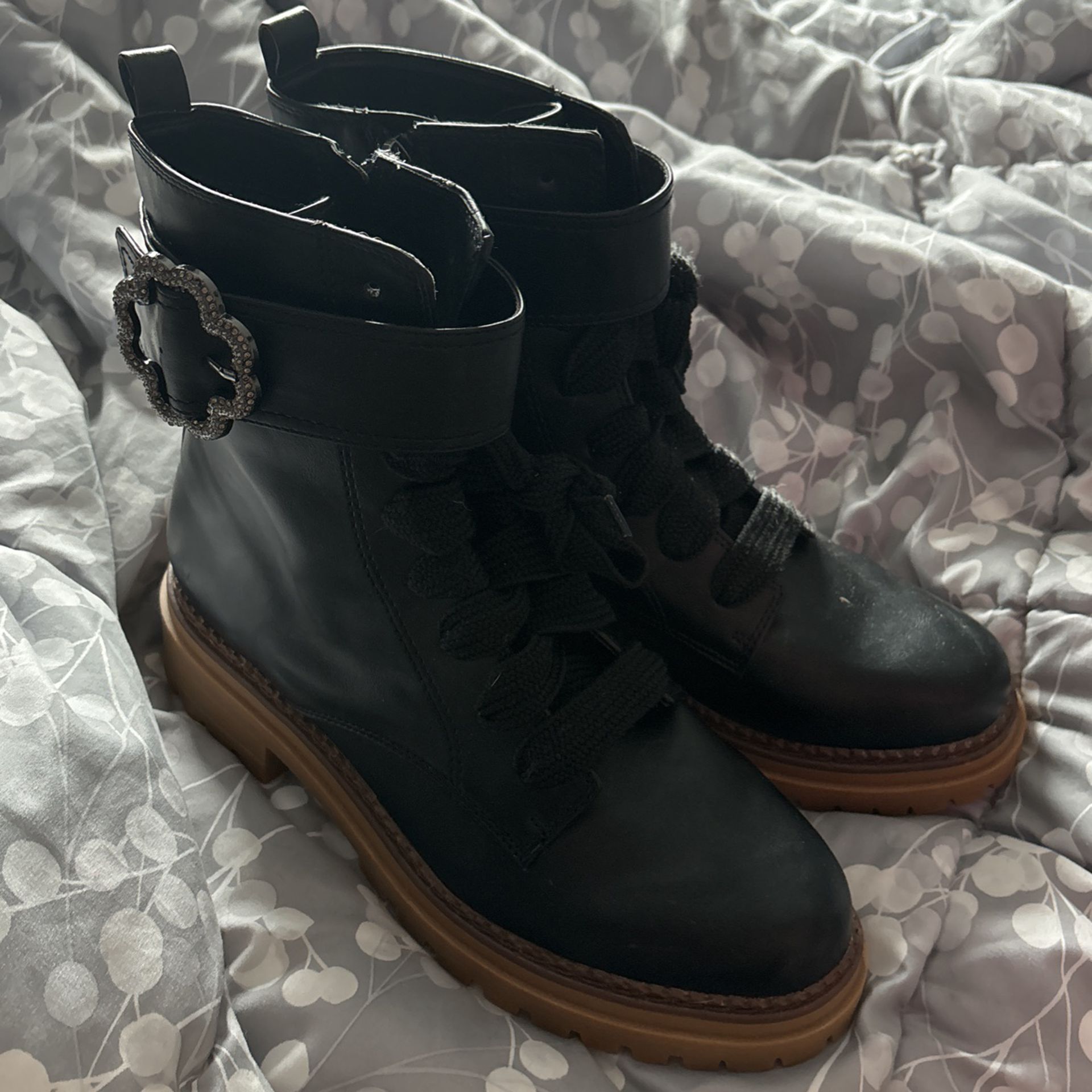 Black boots never worn size 10