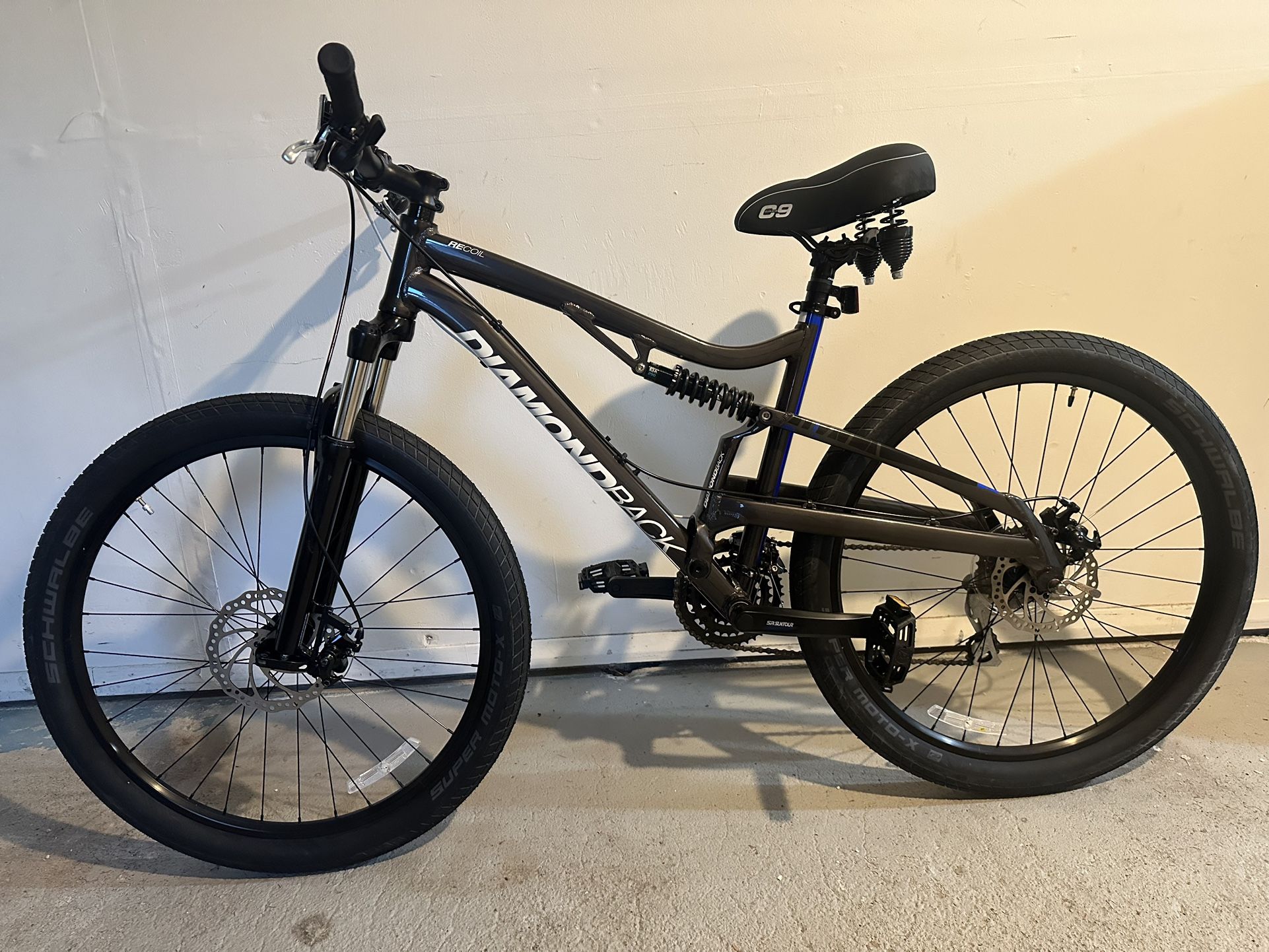 Diamondback Mountain Bike medium size