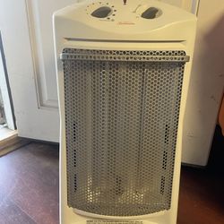 Sunbeam SQH310 Infrared Large Room Electric Tower Quartz Heater