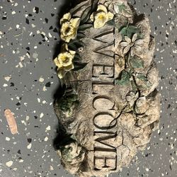 Welcome” Home Garden Rock Decor