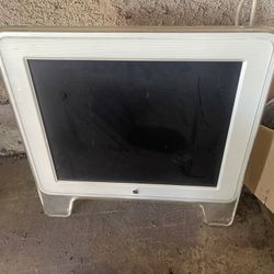 Old Apple Monitor 