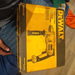 DeWalt 1/2"(13mm) Drill