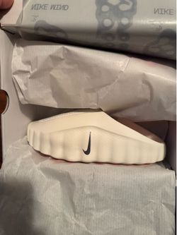 nike mind white size 10