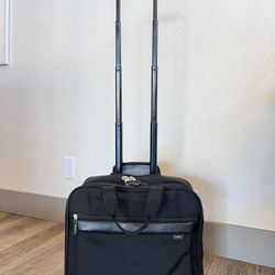 L.L. Bean Carry On Wheeled Overnighter Bag Luggage Extendable Handle