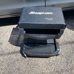 Snap-On Tools JCW80BL Rollaround Creeper Mechanic Seat Black With Drawer