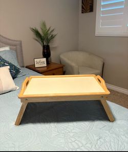 Bed tray