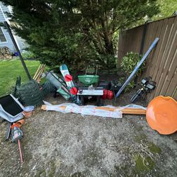 Shed Cleanout Incl 2 Chainsaws + Other Stuff