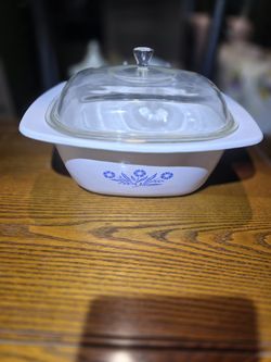 Vintage CorningWare Blue Cornflower 4-Qt Dutch Oven (P-34-B). Made in USA