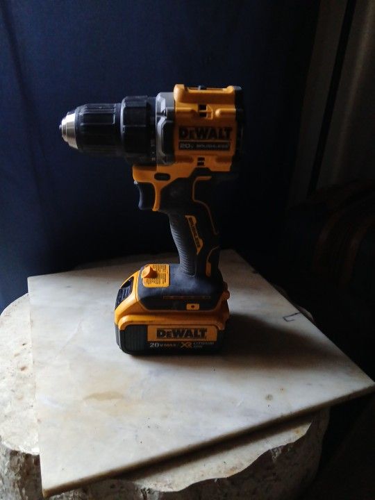 Dewalt 20V Atomic Brushless Cordless 1/2in. Drill Driver