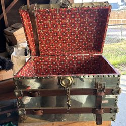 Antique “Kerens Texas” Trunk Line Brass Mirror Finish Leather Strap Trunk