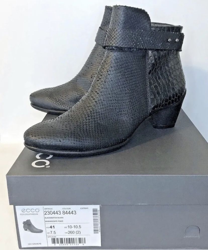 Ecco Ankle Boots Reptile Scale Side Zip Black Leather Womens 10-10.5 EU 41 NEW