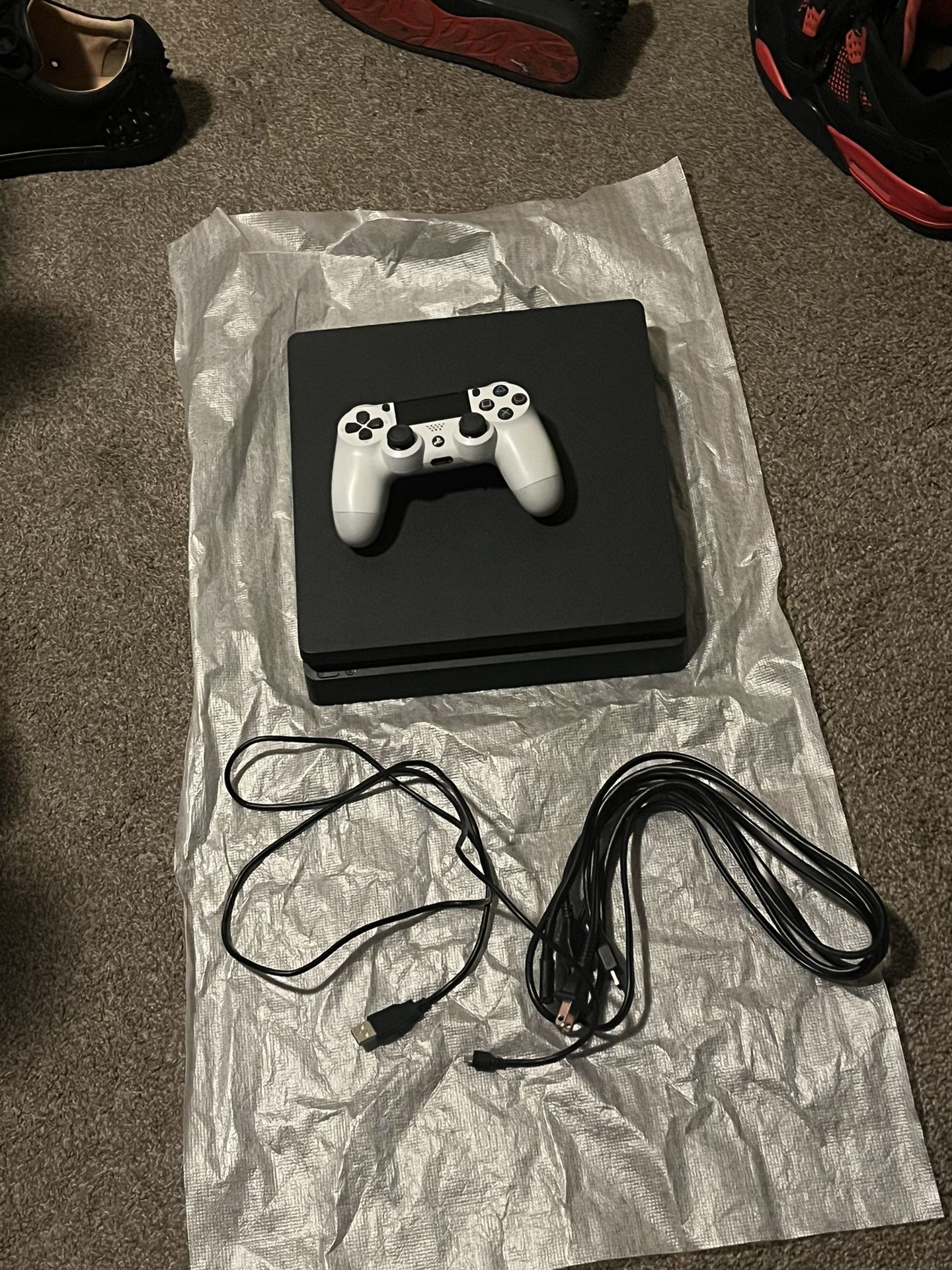PS4 Slim 1tb