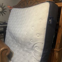 Mattress King