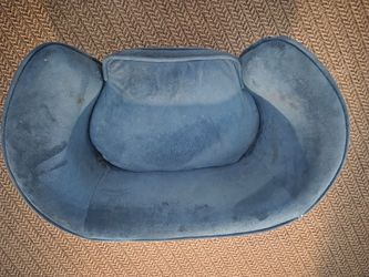 Blue Plush Pet Bed with Bolster