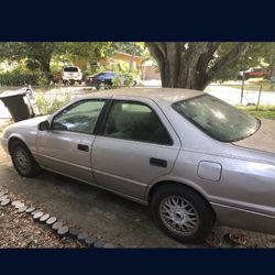 Toyota Camery 1999 Whole Or For Parts 