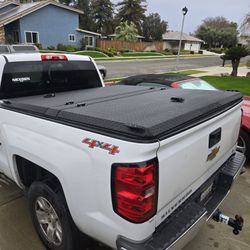 Truck Bed Cover 