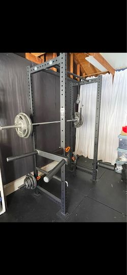 Rogue R3 Power Rack great condition