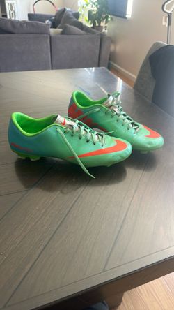 NIKE MERCURIAL VICTORY IV FG