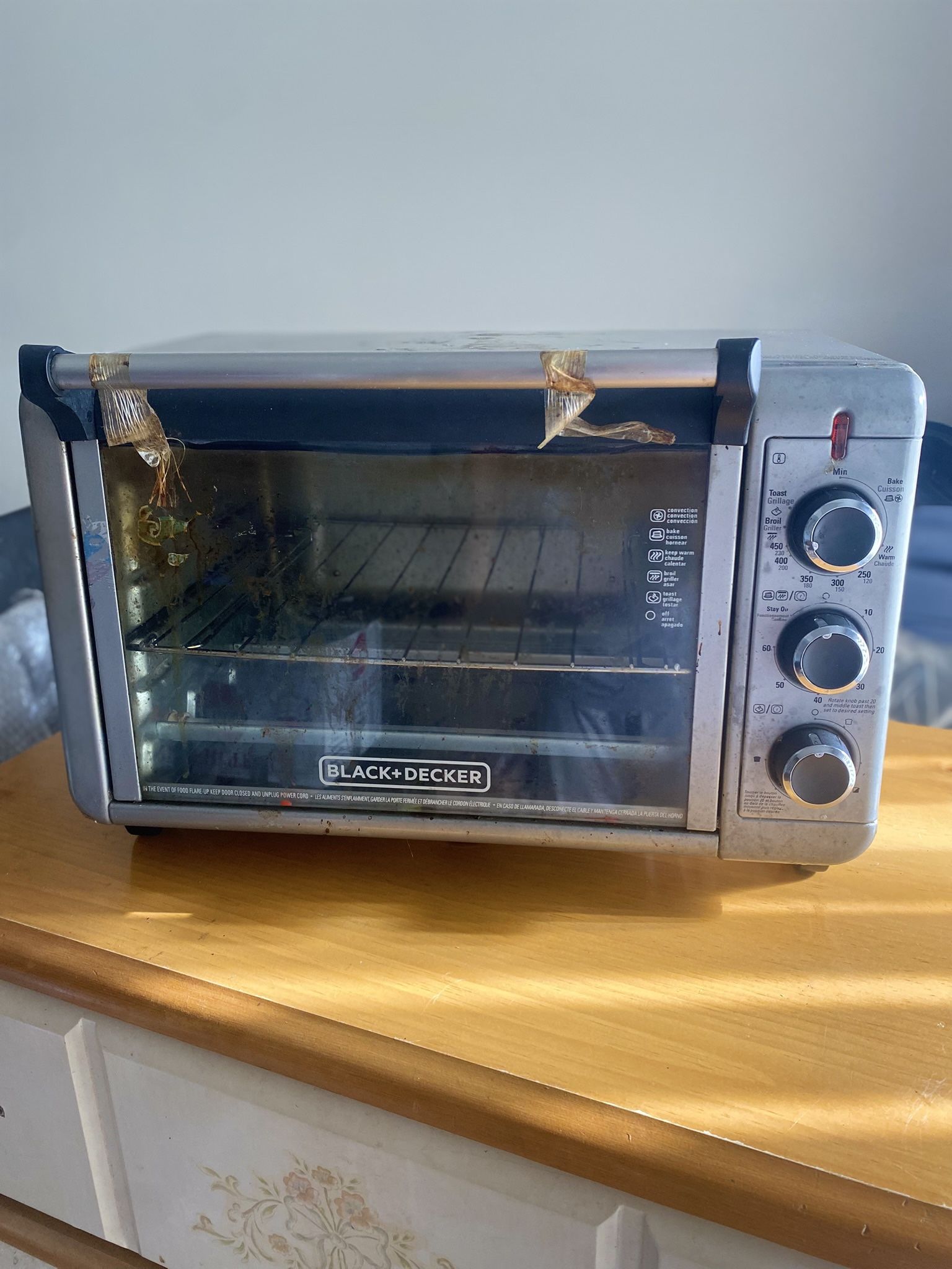 Black + Decker Mini Oven (Used) - LOCAL PICKUP ONLY
